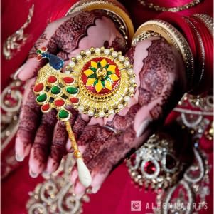 Meenakari Sindoor Dani & Kumkum Box for Wedding – RIDIT Brand