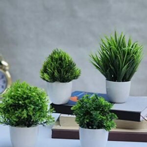Set of 4 Mini Artificial Plants with Pots - Green Decor