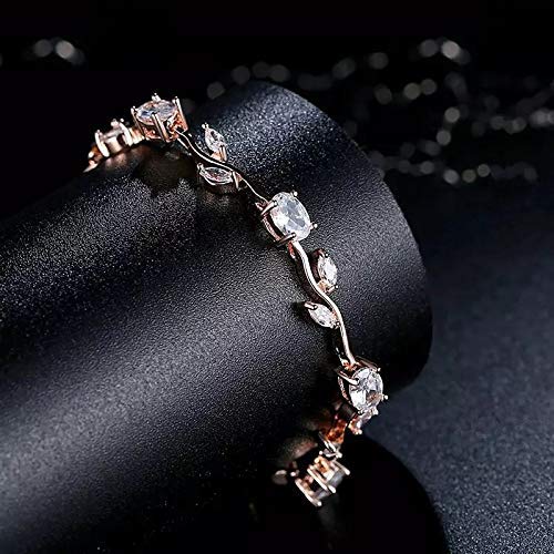 Trendy Shining Diva Bracelet - Stylish Fashion Accessory for Women